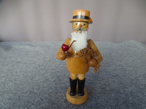 Alte holzfigur - alte,