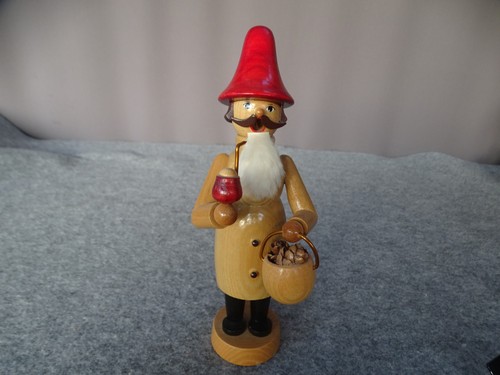 Alte holzfigur - alte,