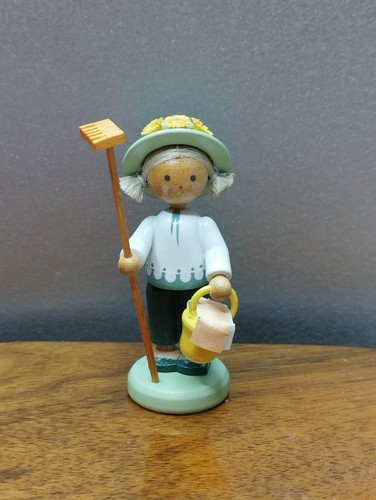Flade mädchen gärtnerin - flade,