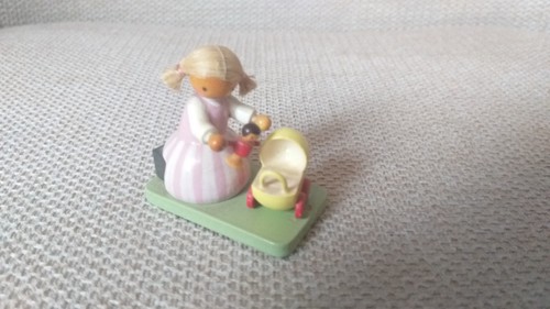 Flade figur mädchen mit - flade,