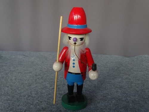 Alte holzfigur - alte,